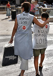 La plantilla de Sáez Merino informa en la calle