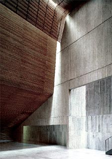 Ateneo El Musical de Valencia, transformado en centro cultural por Eduardo de Miguel.