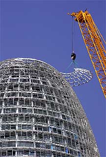 La torre Agbar se cierra en las alturas