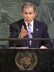El presidente de EE UU, George W. Bush, pide al mundo 