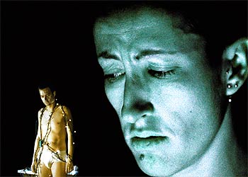 Escena de  La la la la la , de Roger Bernat.