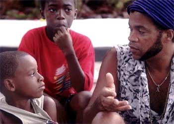 Carlinhos Brown, durante el rodaje de  El milagro de Candeal .