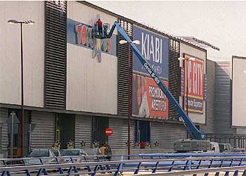 Las primeras tiendas del Megapark