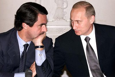 José María Aznar y Vladímir Putin, durante un encuentro bilateral en el Kremlin en mayo de 2001.