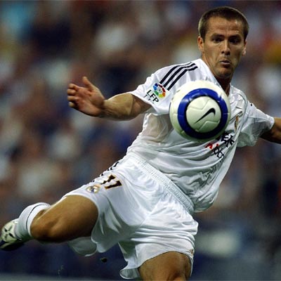 Michael Owen durante el último partido de Liga del Real Madrid frente al Deportivo.