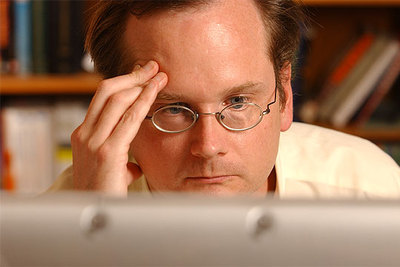 Lawrence Lessig acaba de presentar su libro 'Free Culture', que se descarga gratis desde Internet