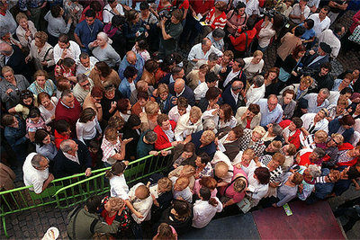 POR UN TROCITO DE TARTA.