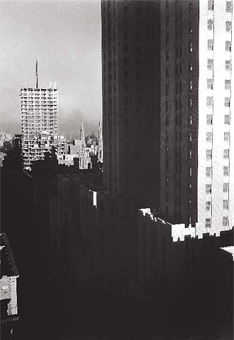 'From my window at the Shelton, looking West' (1931), fotografía de Alfred Stieglitz.