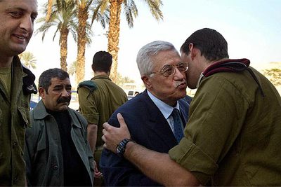 ABRAZO PALESTINO-ISRAELÍ.