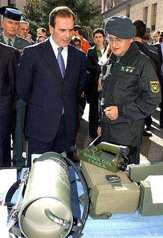 CASI DOS MILLONES CONTRA ATAQUES QUÍMICOS