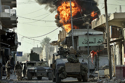  Marines  de la primera División avanzan hacia el oeste de Faluya.
