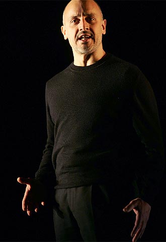 Alberto Jiménez, en un ensayo de  Himmelweg. 