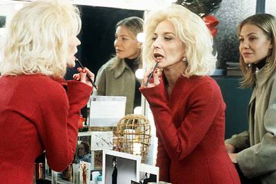 Marisa Paredes y Cecilia Roth en una imagen de  Todo sobre mi madre. 