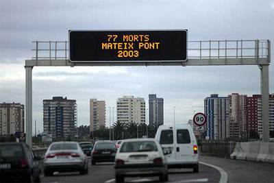 PANELES DE TRÁFICO EN VALENCIANO.