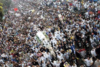 ENTIERRO MULTITUDINARIO EN MANILA.