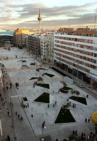 LA POLÉMICA REFORMA DE LA PLAZA DE DALÍ.