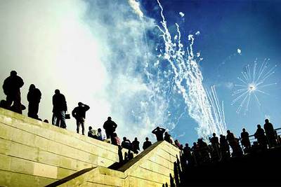 Una tonelada de pólvora para recibir a 2005