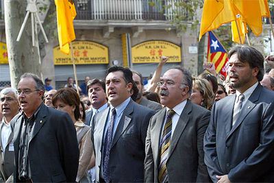 Joan Puigcercós, Josep Lluís Carod Rovira y Ernest Benach en la  Diada  del pasado septiembre.