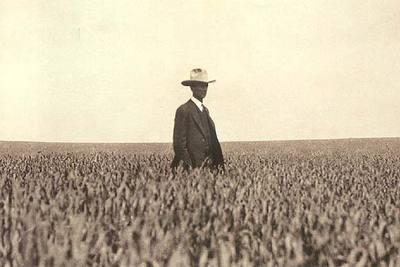 Otra de las imágenes recogida en el libro editado por Robert Flynn Johnson.