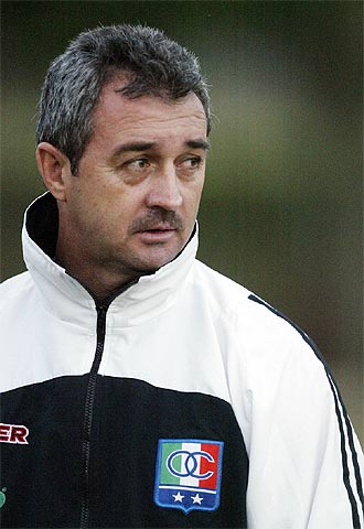 Luis Fernando Montoya, en un entrenamiento del Once Caldas.