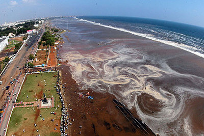 Vista aérea de una playa de la ciudad india de Madrás después de haber sido arrasada por un  tsunami. 