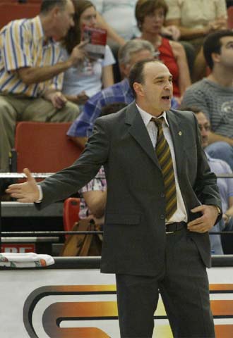 Pablo Laso, durante un partido con el Pamesa.