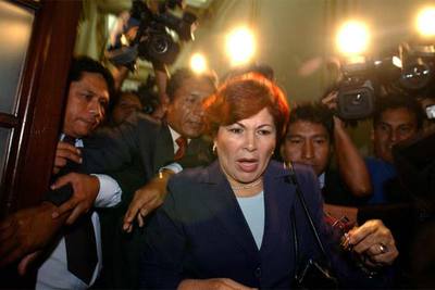 Margarita Toledo, bajo arresto domiciliario desde el 11 de enero, llega al Congreso para prestar declaración.