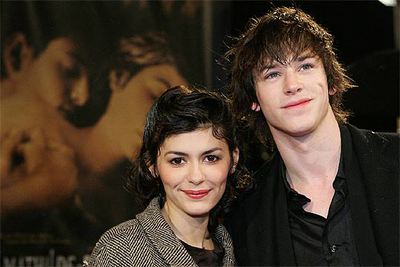 Audrey Tautou y Gaspard Ulliel, en el estreno en Hamburgo de  Largo domingo de noviazgo. 