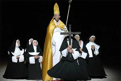 Un momento en el montaje de 'Urlo', dirigido por Pippo Delbono.