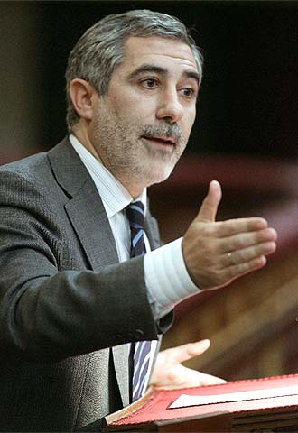 Gaspar Llamazares.