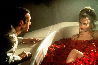 Kevin Spacey y Mena Suvari, en una escena de 'American Beauty', de Mendes.