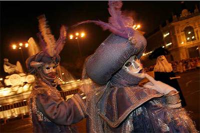 LAS MÁSCARAS REGRESAN A CIBELES.