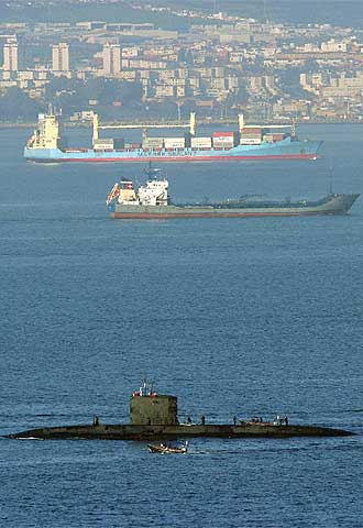 El submarino 'Sceptre' abandonó Gibraltar