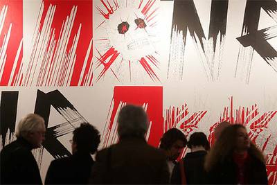 Grafismos del colectivo Nuevos Ricos, en el  stand  de la galería Kurimanzutto en el pabellón dedicado a México en Arco.