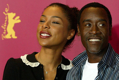 Sophie Okonedo y Don Cheadle, ayer durante la presentación de  Hotel Ruanda  en Berlín.