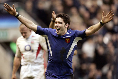 Yachvili celebra el triunfo  francés sobre Inglaterra al final del partido en Twickenham.