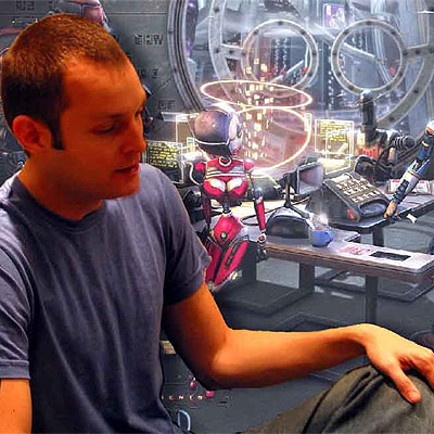 American McGee con un fotomontaje de  'Scrapland'. 