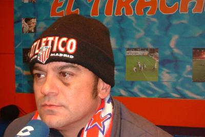 José Miguel Gea, el seguidor rojiblanco, anoche.