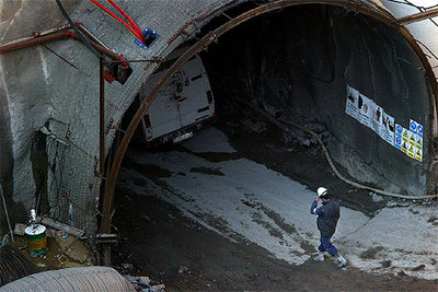 Los obreros del túnel del Carmel advirtieron de que las grietas no se tapaban correctamente