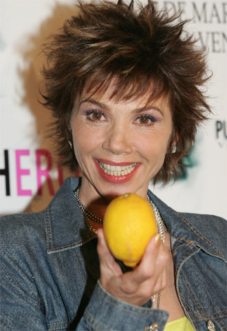 Victoria Abril, durante la presentación de su disco  Putcheros do Brasil,   ayer en Madrid.  