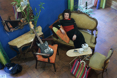 TODA UNA VIDA, 'COLGADA' EN INTERNET.