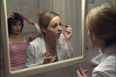 Imagen de documental  Fugitivas de la violencia.  