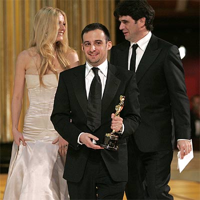 Amenábar se trae a España un Oscar por 'Mar adentro'