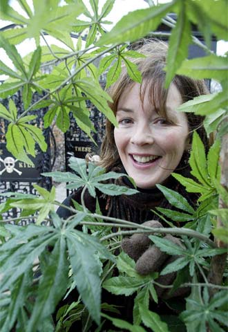 La duquesa de Northumberland, en su polémico jardín botánico.