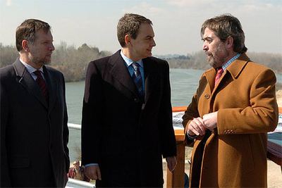 Marcelino Iglesias (izquierda), José Luis Rodríguez Zapatero y Juan Alberto Belloch, en Zaragoza.