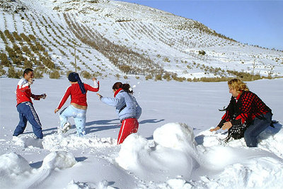 La nieve corrige el déficit hídrico