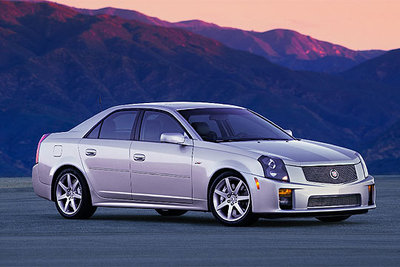 El CTS V, en la imagen, ofrece unas prestaciones imponentes: supera los 260 km h.