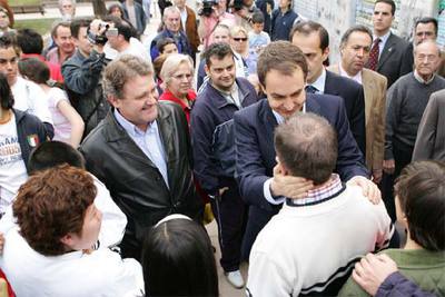 Zapatero, a su llegada a la reunión con la Asociación 11-M Afectados del Terrorismo.