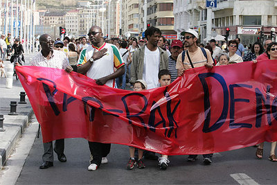'Papeles' contra el racismo