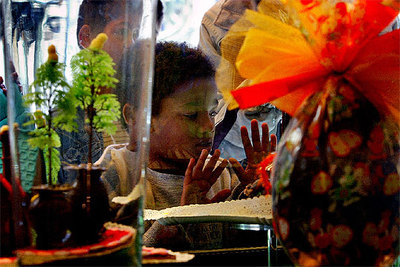 Los pasteleros de Barcelona venden 65.000 monas de Pascua